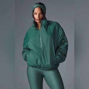 Alo Latitude Light Weight 1/2 Zip Pullover Jacket, Winter Ivy